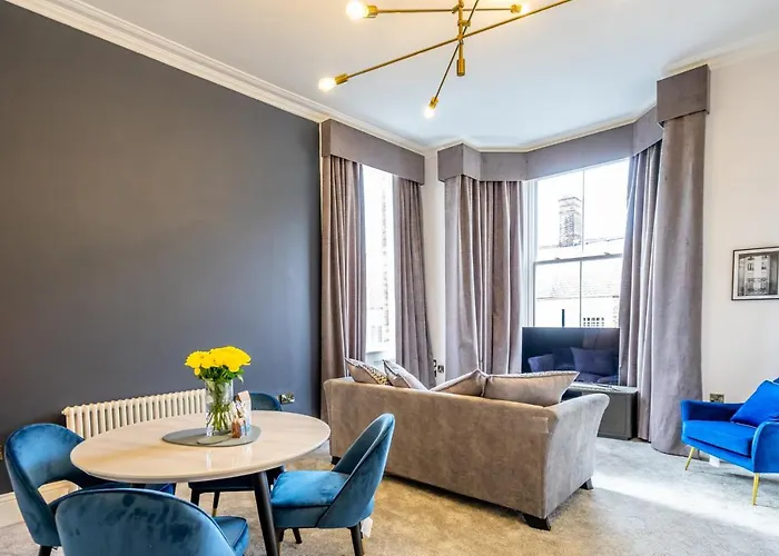 5 Rowntree House * York