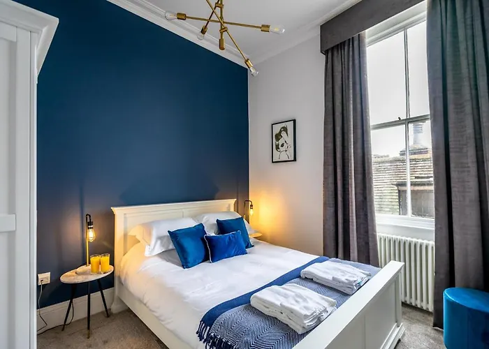 5 Rowntree House * York