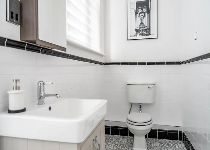 5 Rowntree House * York